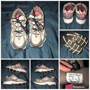 Women’s Nike shoes